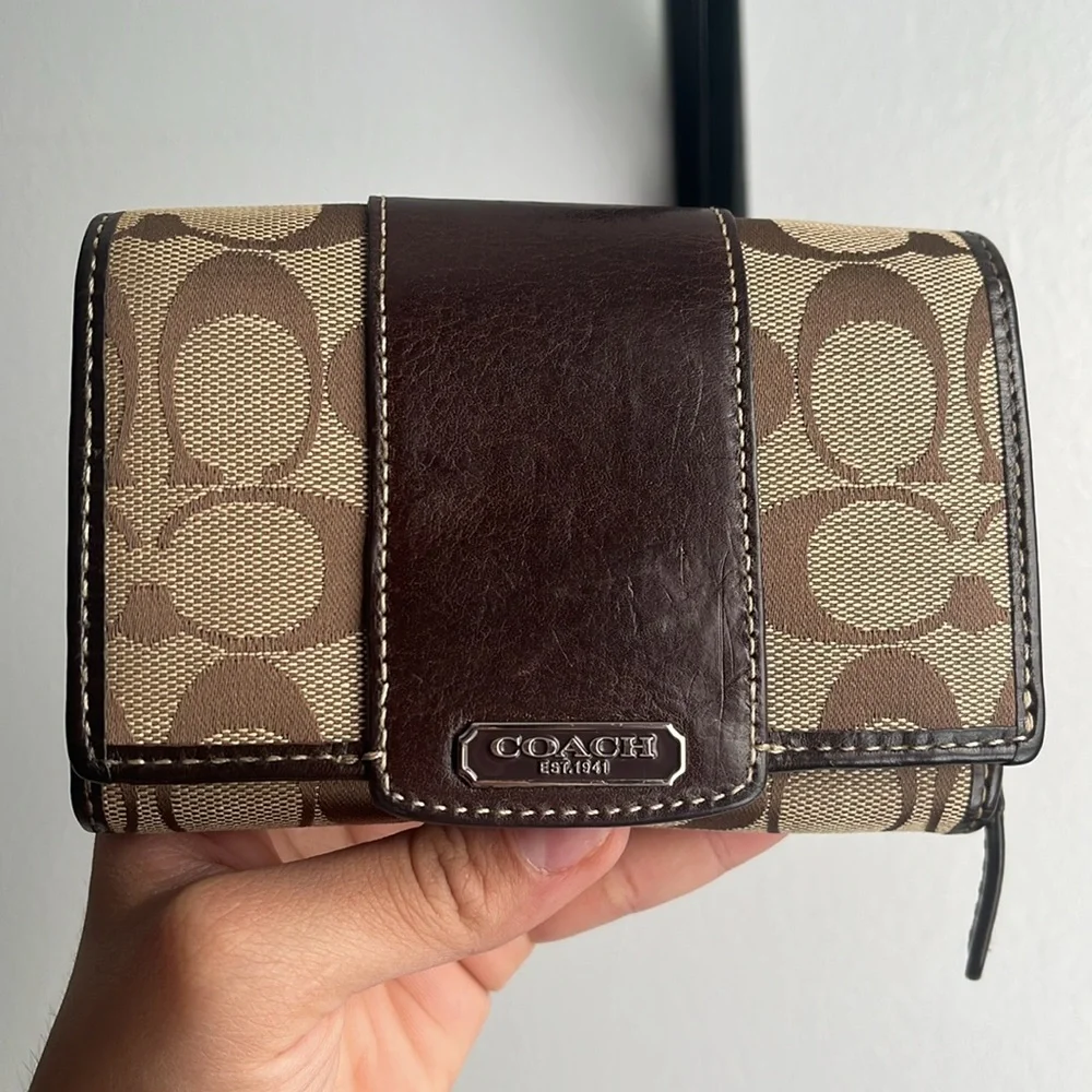 Coach Signature Brown Wallet - Picture 2 of 10